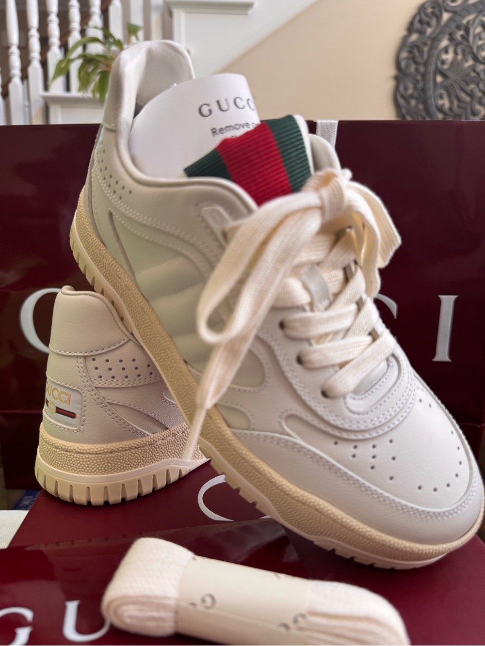 ✅NEW “Gucci” 💯% Authentic Re-Web White Leather Low-Top Sneakers